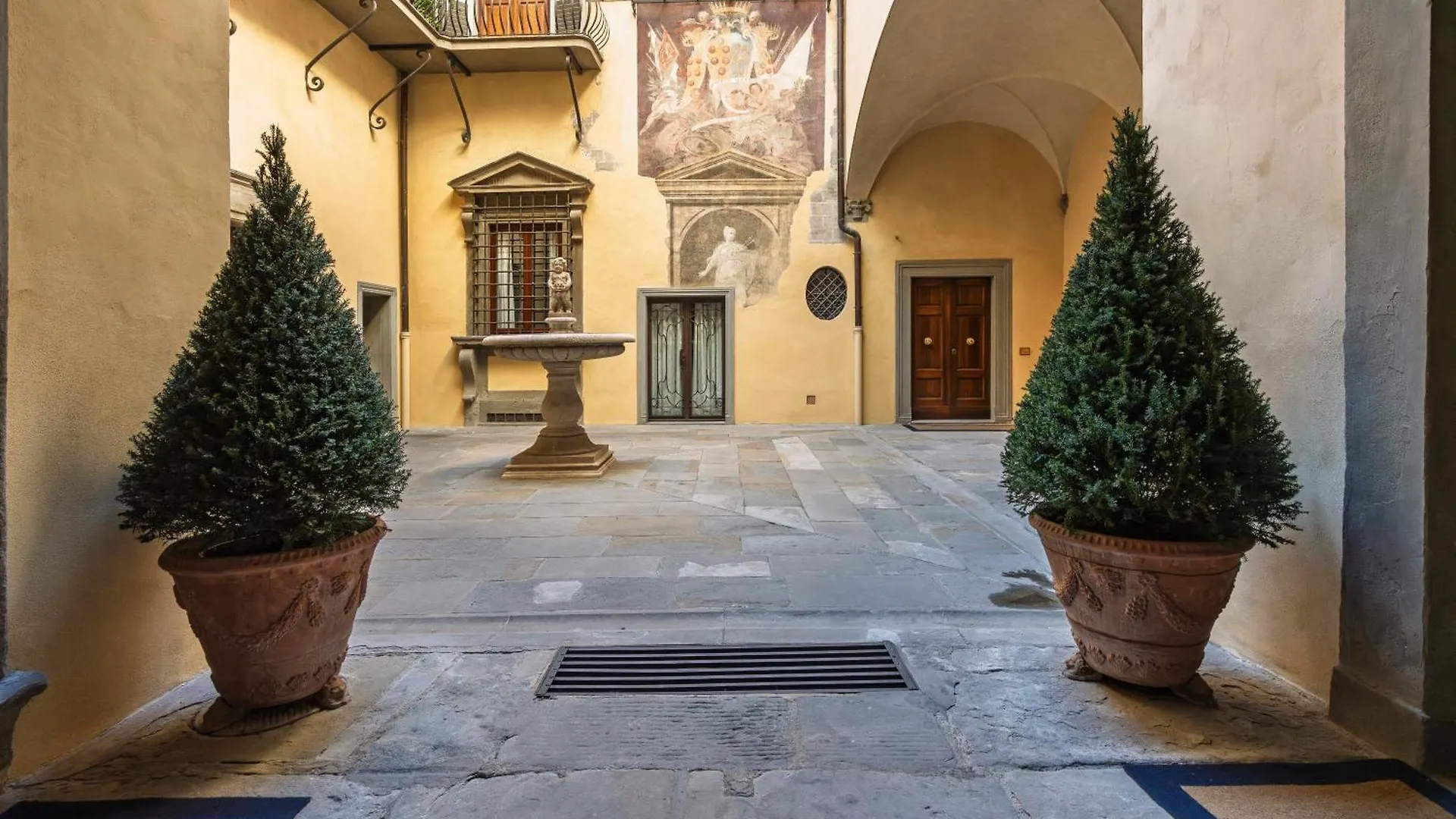 Borgo Albizi Penthouse - 360 Terrace View Apartment Florence